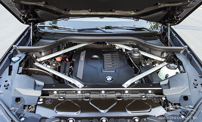 Động cơ xe BMW X5 xDrive40i xLine Plus 2020
