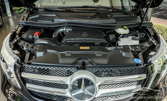 Động cơ xe Mercedes-Benz V250