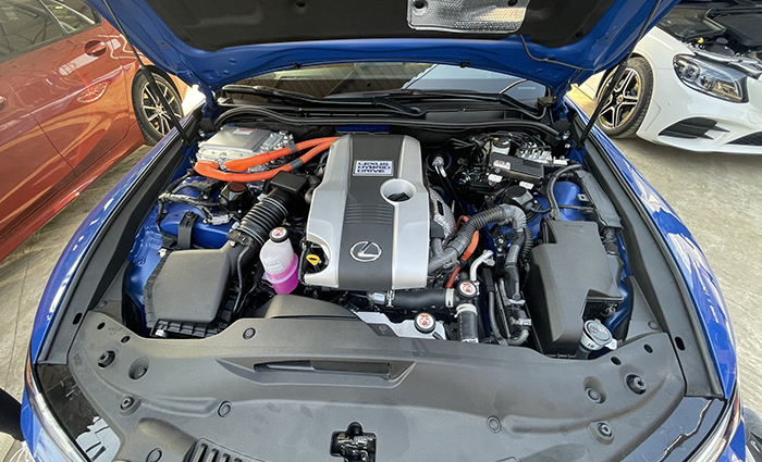 Động cơ xe Lexus IS