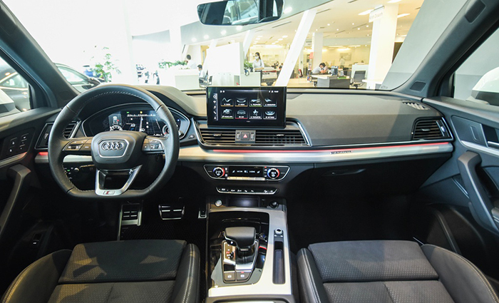 Nội thất Audi Q5